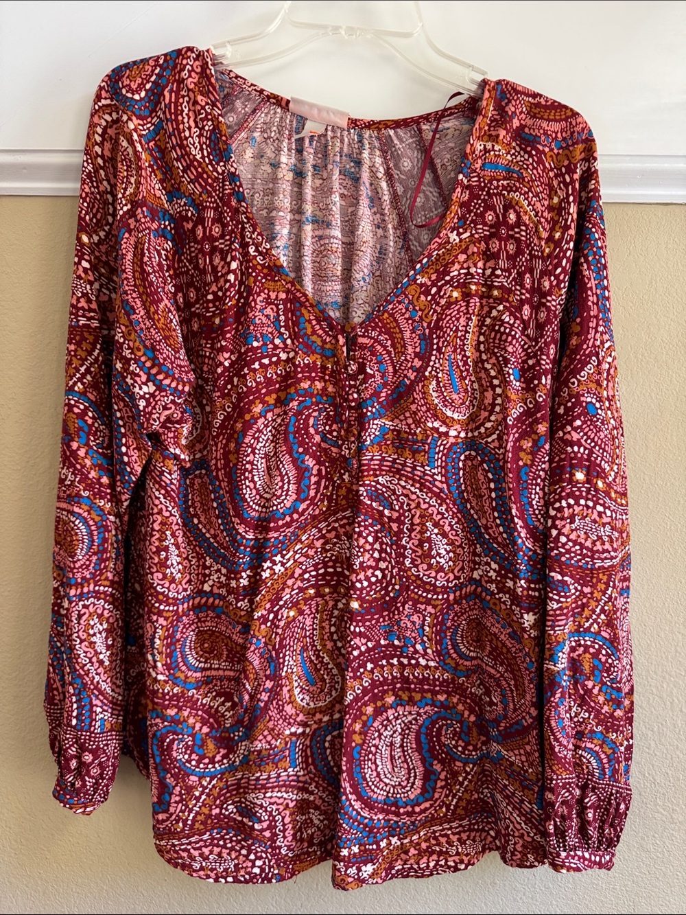 Knox Rose Burgundy Paisley V-Neck Long Sleeve Tunic with Blue Accents